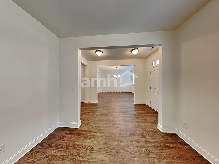 8034 Leonine Ct — Photo 7