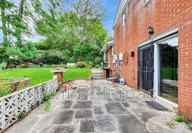 3510 Marlbrough Way — Photo 39