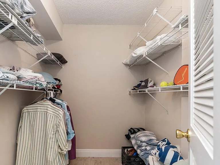 825 Egret Cir #110 — Photo 18