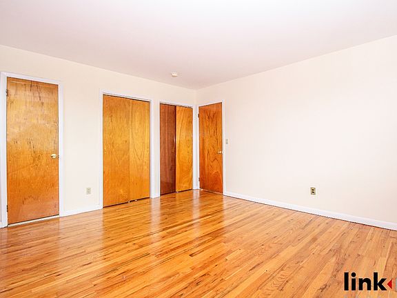 3rd image of 659 Yonkers Ave #3S