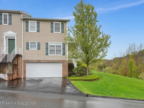 2 Waterford Rd, South Abington Township, PA 18411