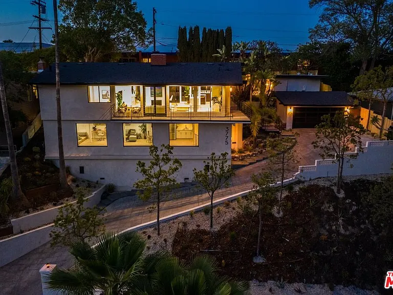 3775 Aloha St — Photo 19