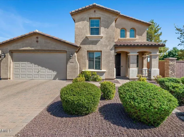 62 W HACKBERRY Avenue, San Tan Valley, AZ 85140