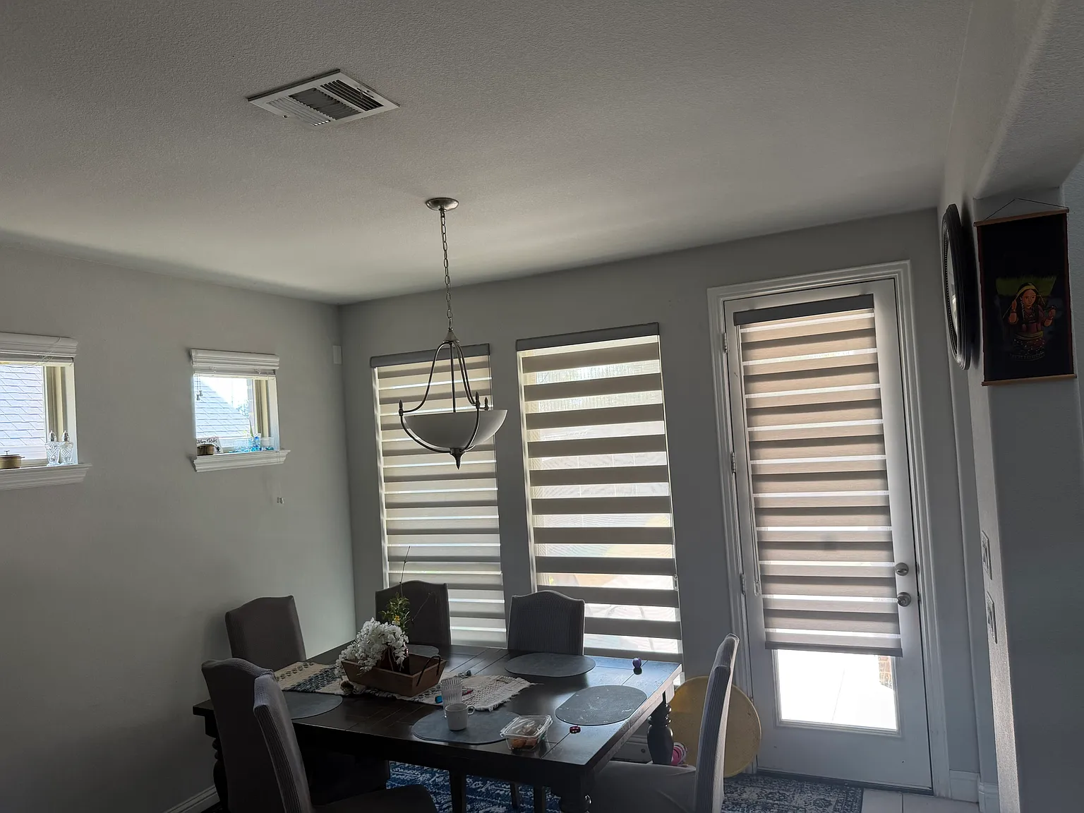 4 bed, 2934 sqft, $4,199 — Photo 3