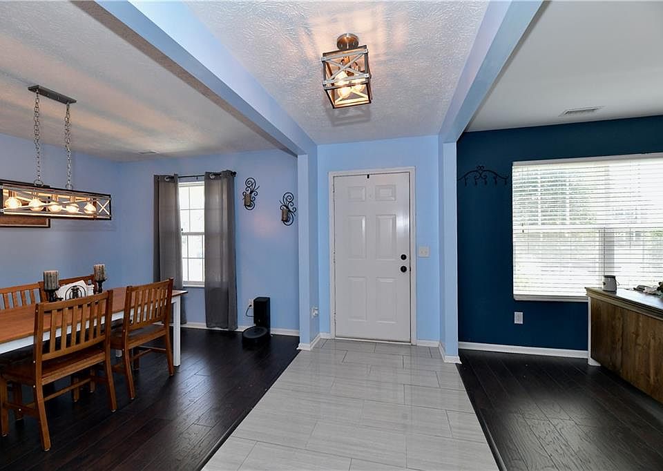 2340 S Briarwood Dr, New Palestine, IN 46163 Zillow
