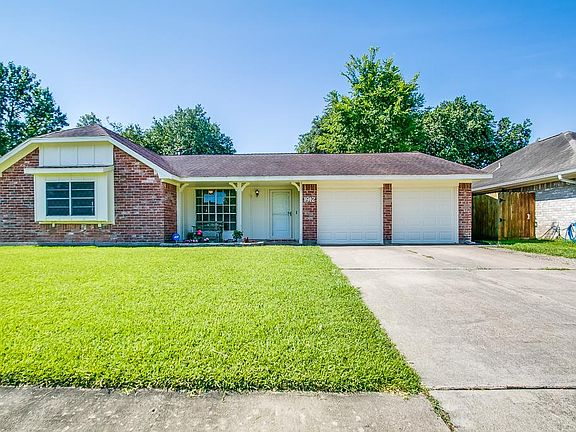5th image of 1912 Lazy Creek Ln