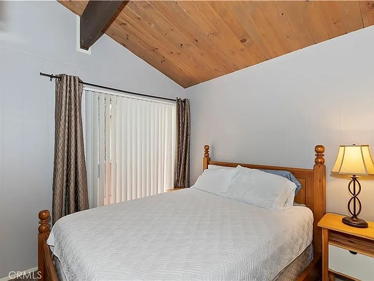 28393 Larchmont Ln #28393 — Photo 12