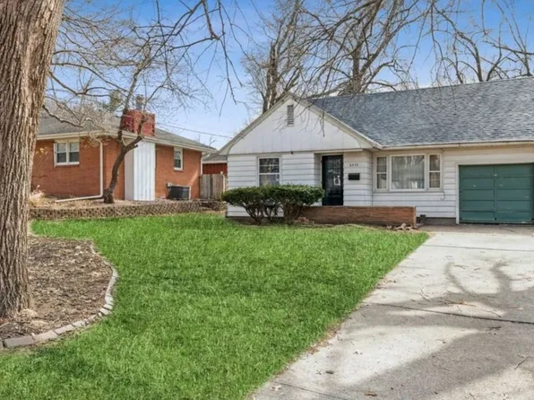 6430 Center St, Des Moines, IA 50312