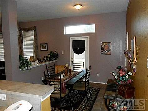 4th image of 3321 Knollcrest Ln