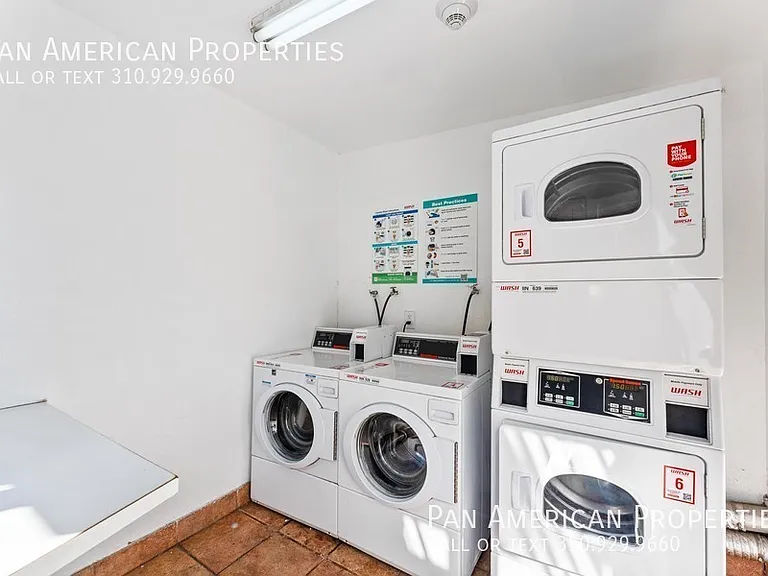 4355 46th St #4 — Photo 3