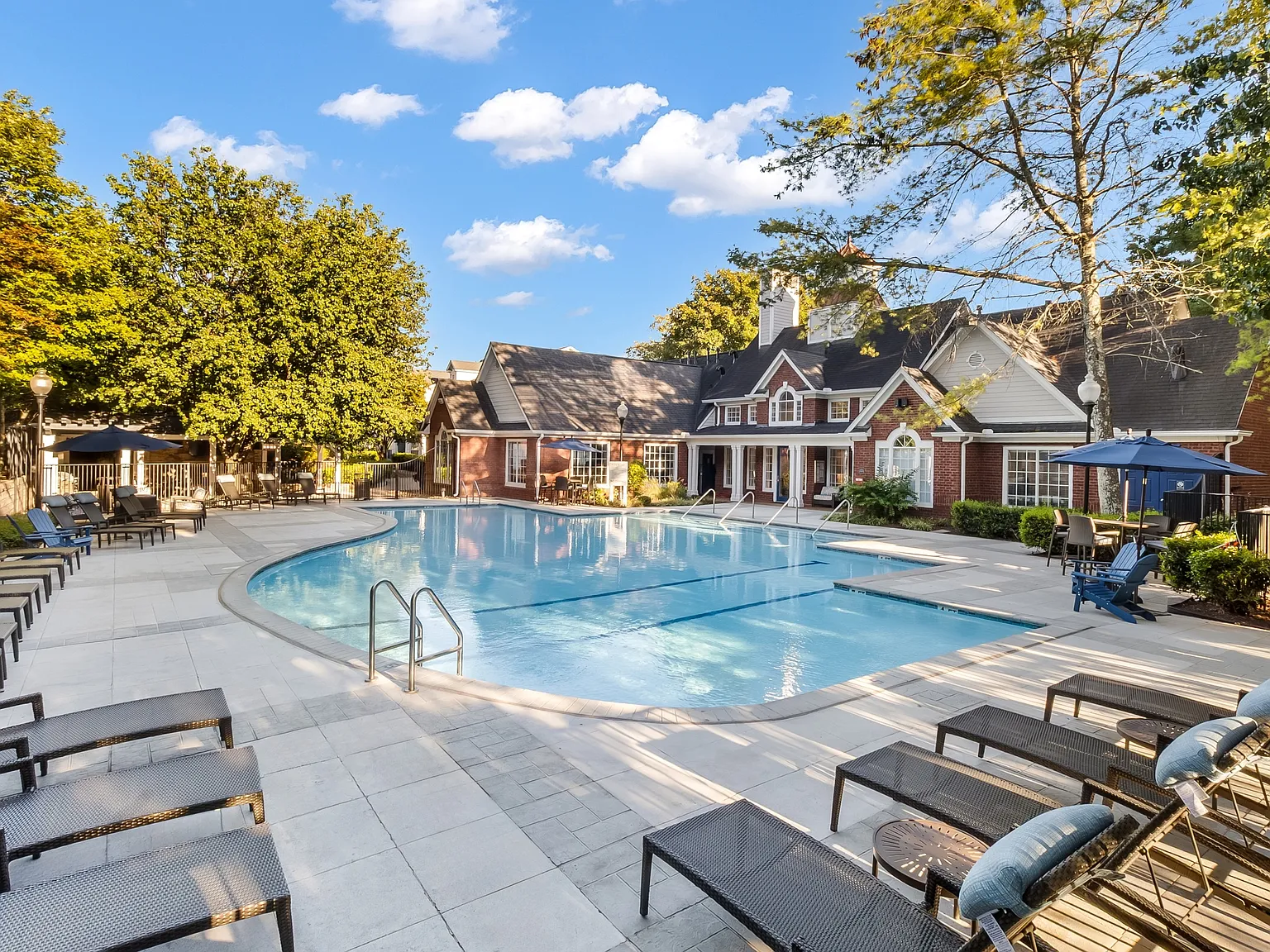 The Estates at Brentwood — Photo 4