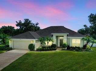 122 Amber Blvd, Auburndale, FL 33823