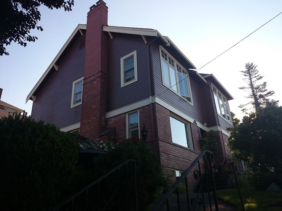 1st image of 1100 Nob Hill Ave N