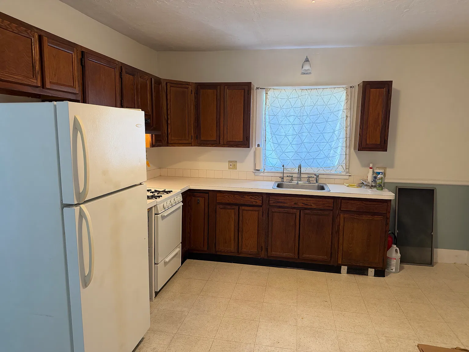 2 bed, 750 sqft, $1,850 — Photo 3