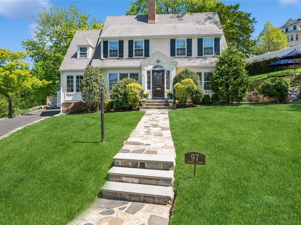 97 Summit Avenue, Bronxville, NY 10708