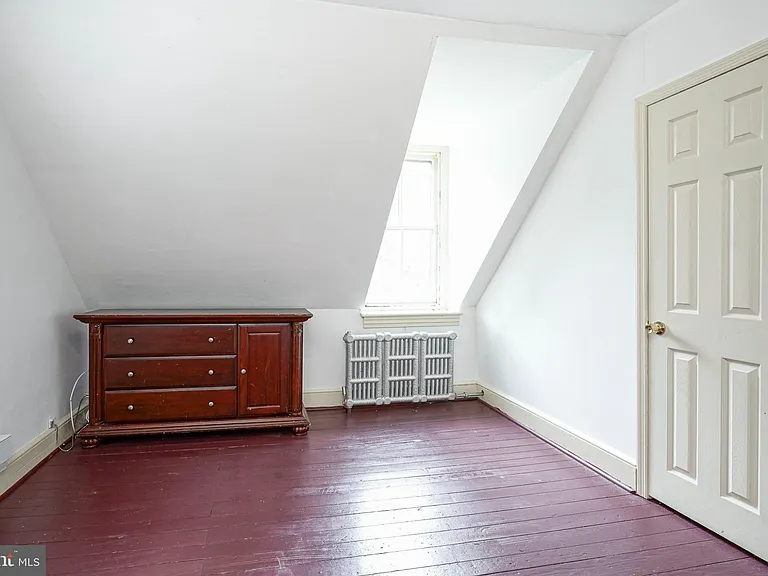 315 Chestnut St — Photo 28