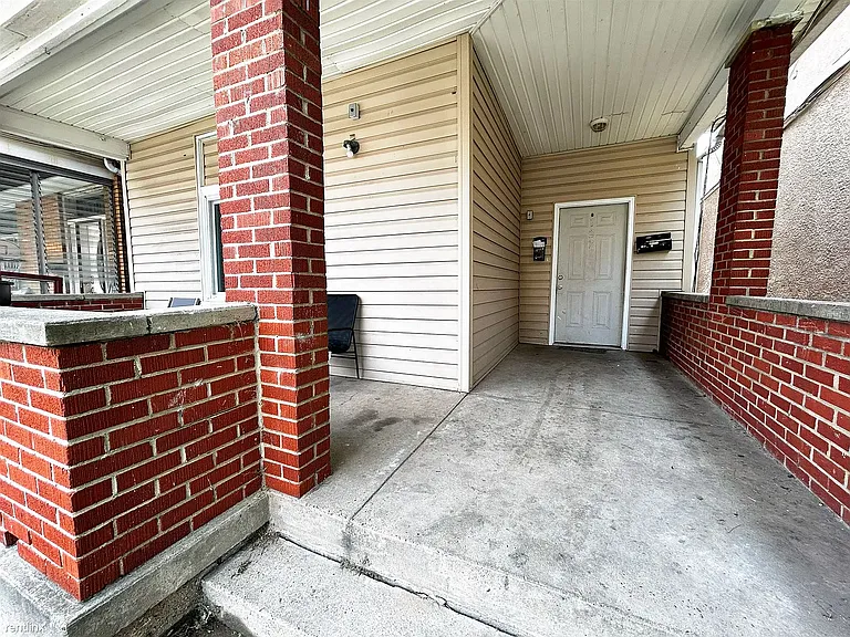 127 Margaret St #1 — Photo 2