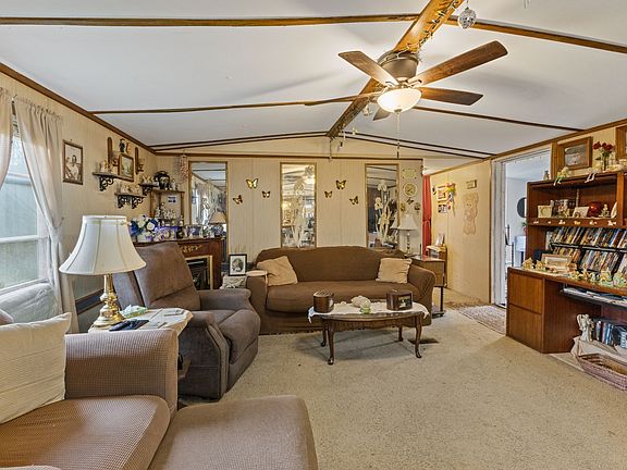 3rd image of 1116 Hillview Ln