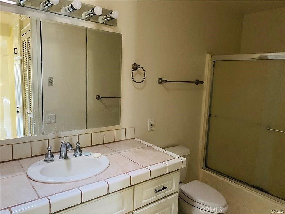1st image of 2276 Via Mariposa E #2276R