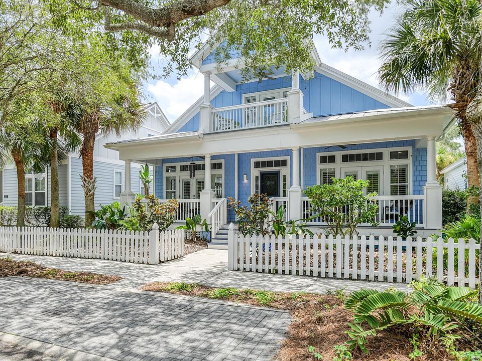 1st image of 820 Ocean Palm Way