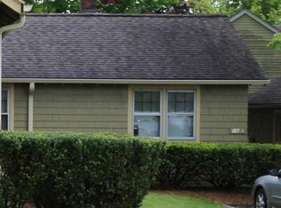 182 Forest St #A, Rocky Hill, CT 06067