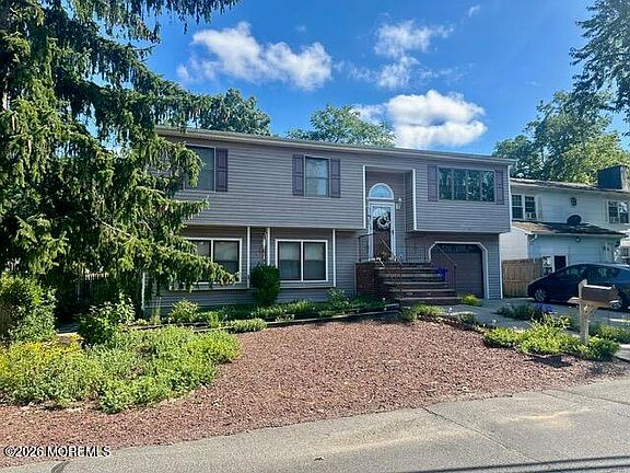 2nd image of 896 Lynnwood Avenue
