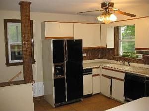 4th image of 1511 N Taft Ave