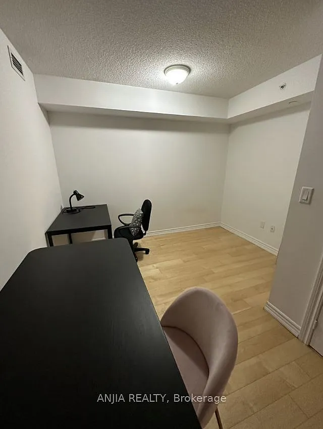 2 bed, $2,800 — Photo 4