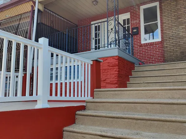 4806 B St, Philadelphia, PA 19120