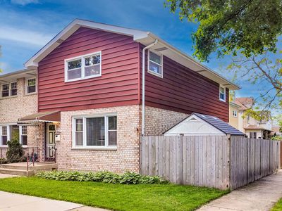 6917 W Medill Ave, Chicago, IL, 60707