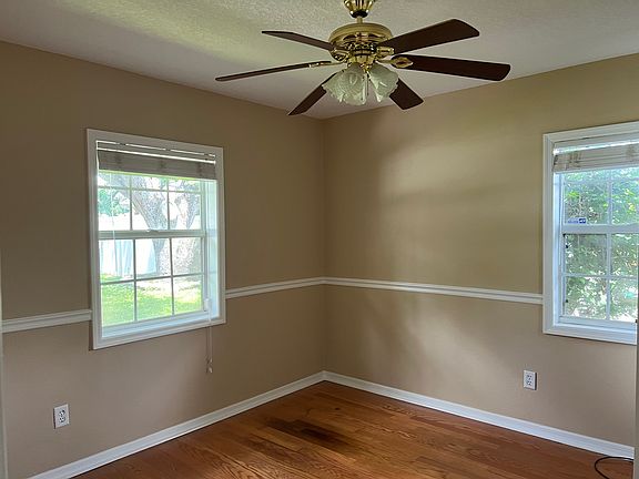 5th image of 3907 W Azeele St