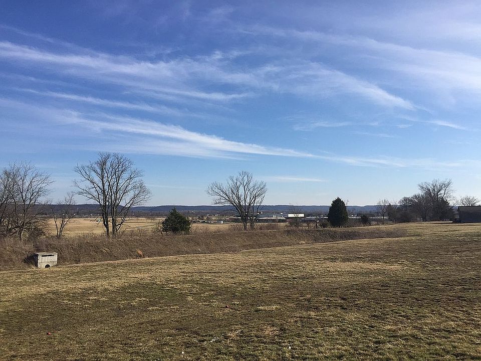 1st image of 322 Climer Lane
