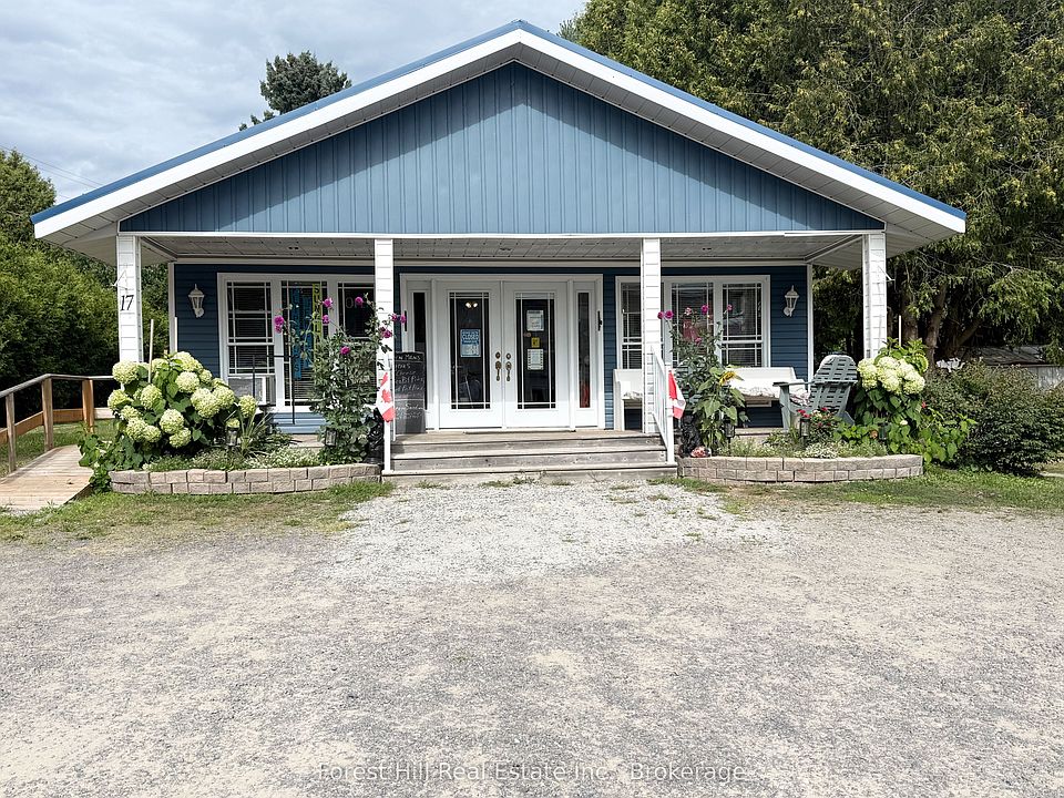 1st image of 17 Davis Dr