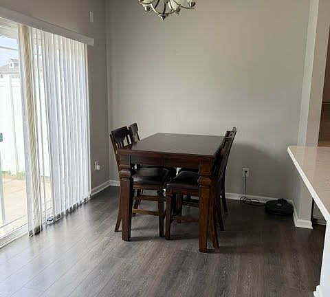 5th image of 6389 Wasco Dr