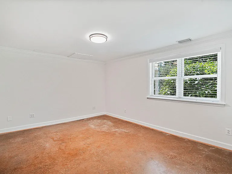 7712 Dolly Dr — Photo 29