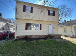 864 Chester Ave, Akron, OH 44314