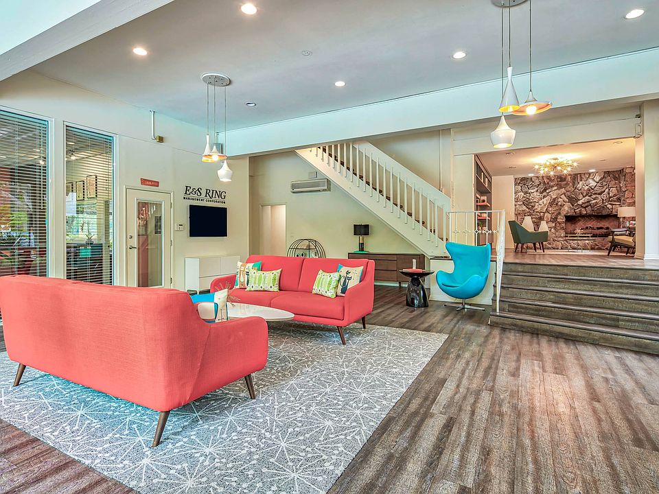1st image of 3205 Los Feliz Blvd #1105