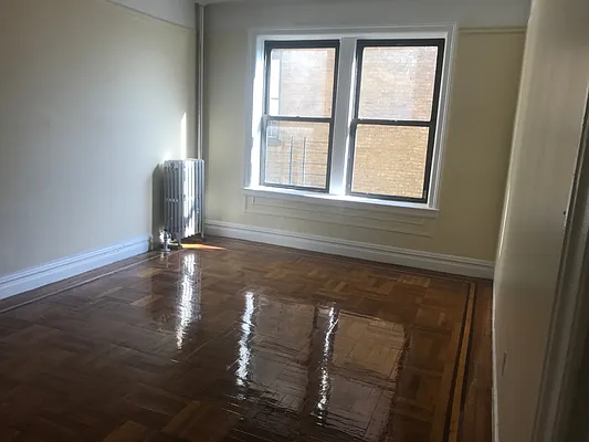 Rented by PMG Real Estate  | media 17