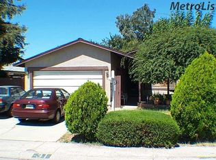 31 W Kavanagh Ave, Tracy, CA