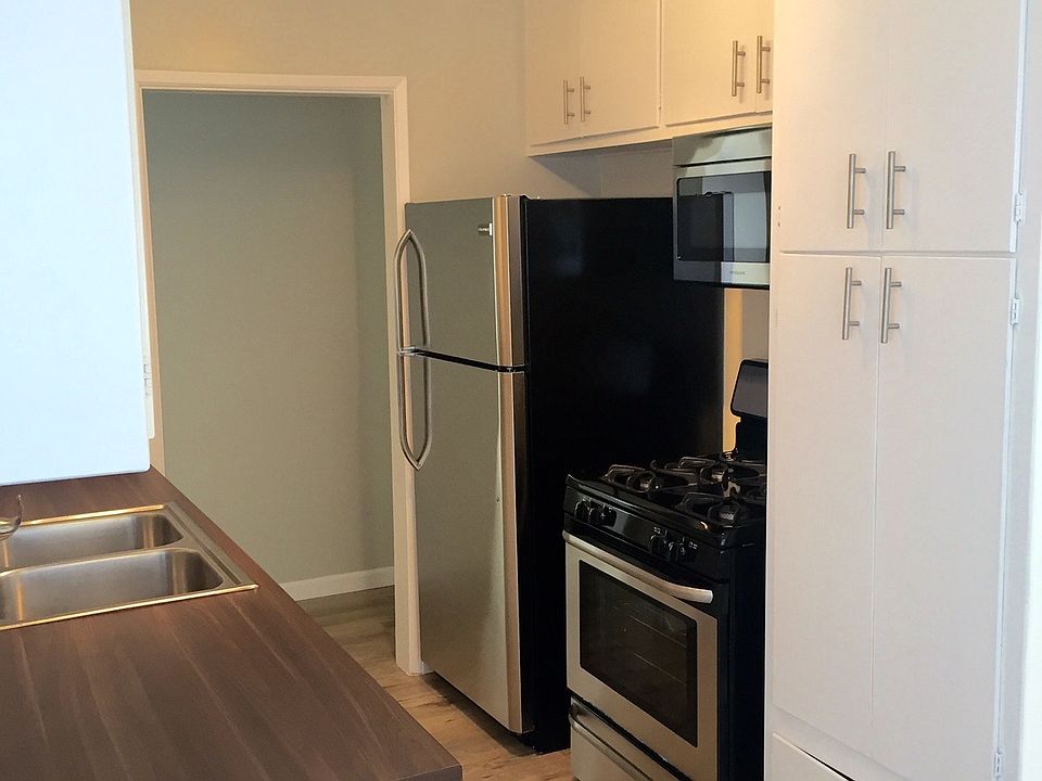 2nd image of 240 E Ivy Ave APT 3A