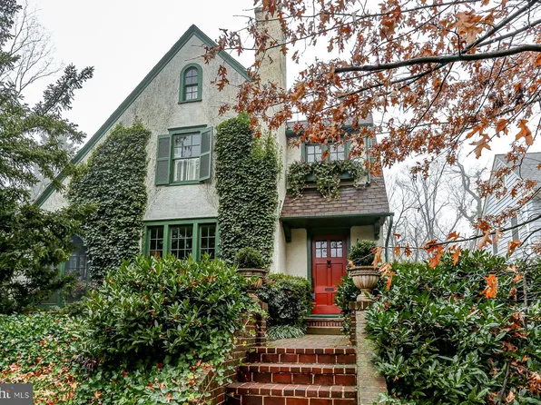 2310 Chestnut St, Harrisburg, PA 17104