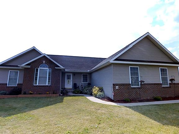 5th image of 1214 Breezy Ln #26
