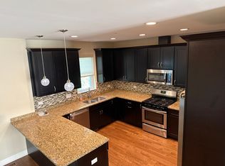 2601 Chelsey St, Buffalo Grove, IL 60089