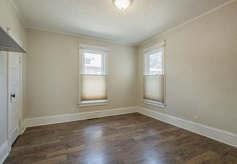 1219 Grand Ave — Photo 12