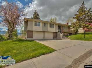 1921 Kingsboro Rd, Casper, WY 82604