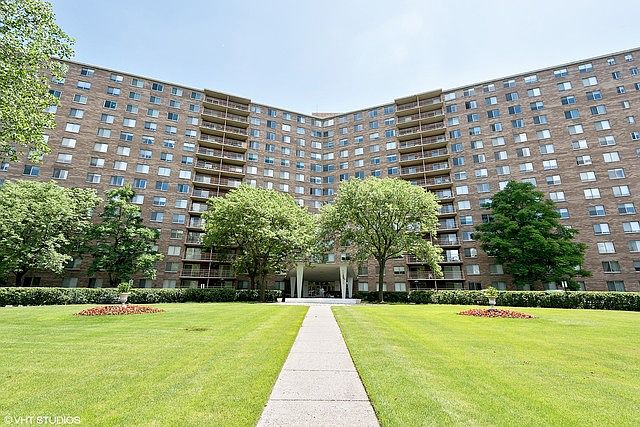 1st image of 7141 N Kedzie Ave APT 416