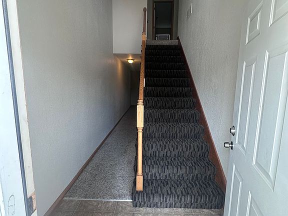 3rd image of 153 NE Adams Dairy Pkwy #155