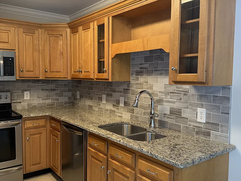 9607 Ethridge Ln — Photo 10