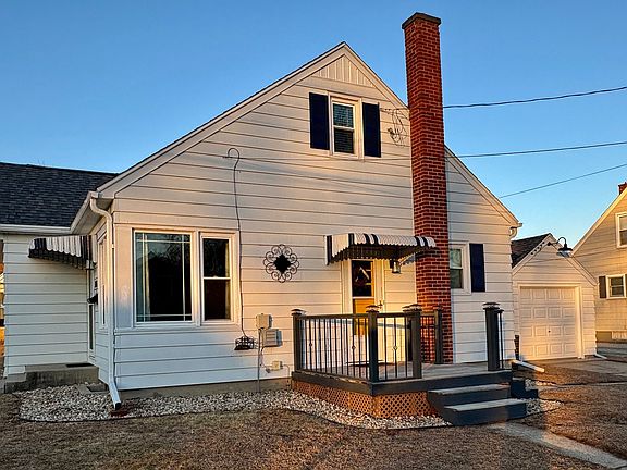 4th image of 306 S Heaton St