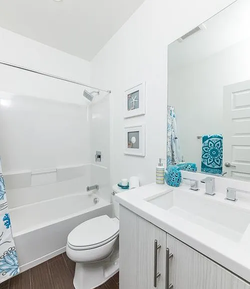 1336 N Capitol Ave #6 — Photo 6